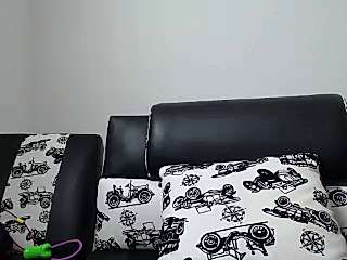 AlessiaW nude pussy Live Sex Chat & Recorded Videos