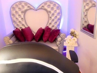 AmeliaMillerx nude on cam – live sex chat