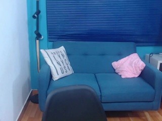 AMY nude on cam – live sex chat