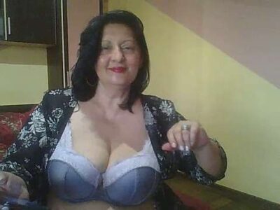 charmingcarla@xh nude pussy Live Sex Chat & Recorded Videos