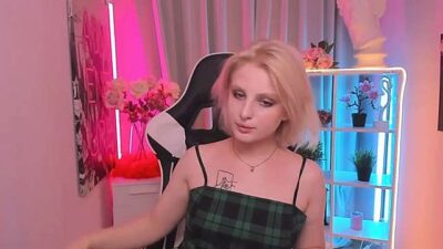Delaila_Benson nude pussy Live Sex Chat & Recorded Videos