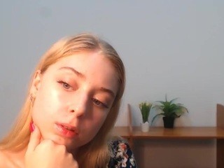 Elfielana nude on cam – live sex chat