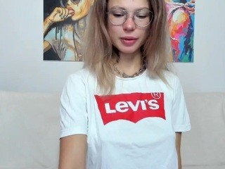 ?, Sarah Shot ? nude on cam – live sex chat