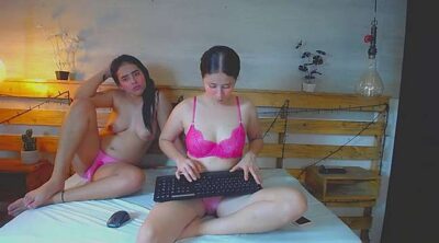 girls_sexys22 nude pussy Live Sex Chat & Recorded Videos