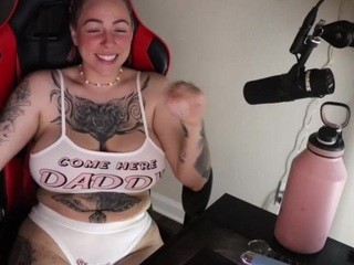 HarlowHarrison nude on cam – live sex chat