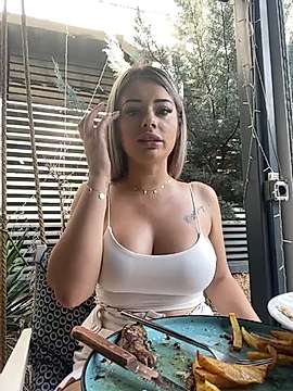 IsabellaEtthan nude pussy Live Sex Chat & Recorded Videos