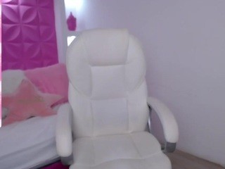 Julie-markx nude on cam – live sex chat