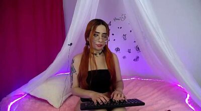 Kloeh_am nude pussy Live Sex Chat & Recorded Videos