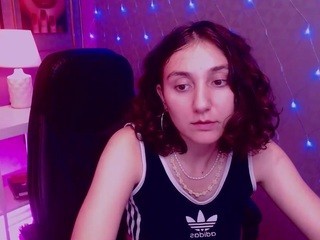 Lanaremi nude on cam – live sex chat