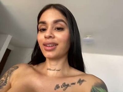 LaraHenao nude pussy Live Sex Chat & Recorded Videos