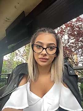 LaraVegas nude pussy Live Sex Chat & Recorded Videos