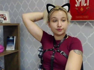 Loveodetta nude on cam – live sex chat