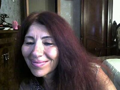 LyalyaBit79 nude pussy Live Sex Chat & Recorded Videos