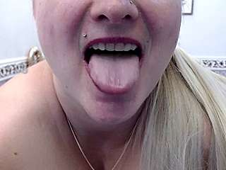 MIA-BITCH nude pussy Live Sex Chat & Recorded Videos