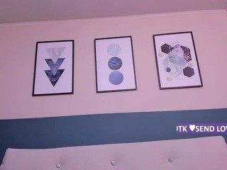 Mia-roberts nude on cam – live sex chat