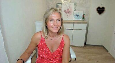 Rellane_ nude pussy Live Sex Chat & Recorded Videos