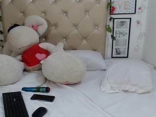 Roxyrebeld nude on cam – live sex chat