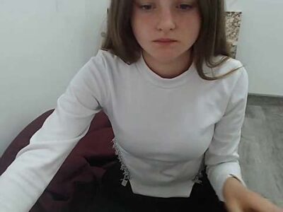 Sweet_Kim nude pussy Live Sex Chat & Recorded Videos