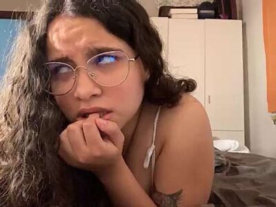 sweet_sully_ nude pussy Live Sex Chat & Recorded Videos