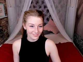 TessaClark nude on cam – live sex chat