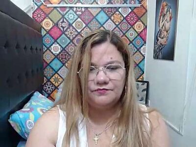 casandra_milf nude pussy Live Sex Chat & Recorded Videos