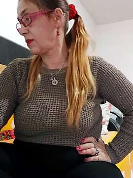 Criss_Tina nude pussy Live Sex Chat & Recorded Videos