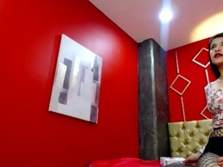 Lunablac nude on cam – live sex chat