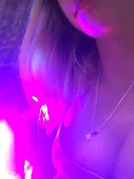 liss_kiss nude pussy Live Sex Chat & Recorded Videos