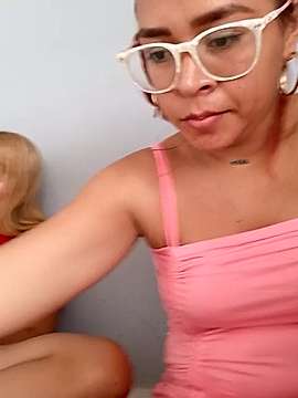 Hot_Sisterss nude pussy Live Sex Chat & Recorded Videos
