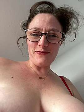 BlondDolly_TheAnimal nude pussy Live Sex Chat & Recorded Videos