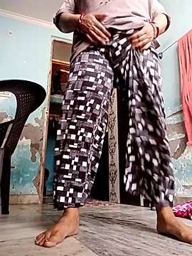 Roohi21 nude pussy Live Sex Chat & Recorded Videos