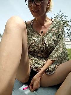 MiaWantsMore nude pussy Live Sex Chat & Recorded Videos