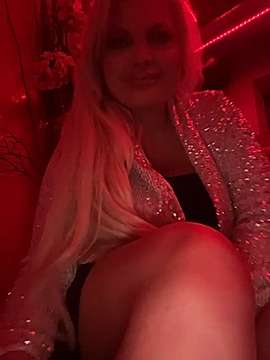 BlondandCurvy nude pussy Live Sex Chat & Recorded Videos