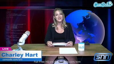 Camsoda – Hot Blonde Milf rides Sybian and masturbates during news cast