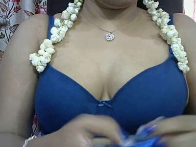 hotgirlindian11 nude pussy Live Sex Chat & Recorded Videos