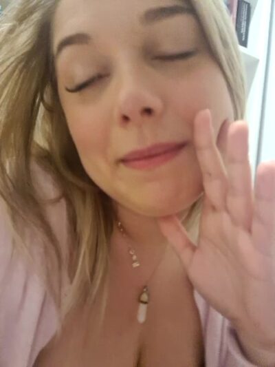 CherryAuroraa nude pussy Live Sex Chat & Recorded Videos