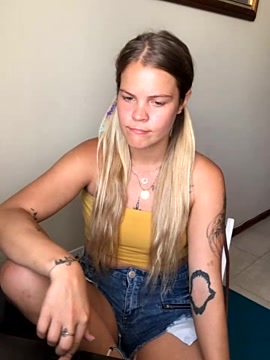 chloemoonandstarss nude pussy Live Sex Chat & Recorded Videos