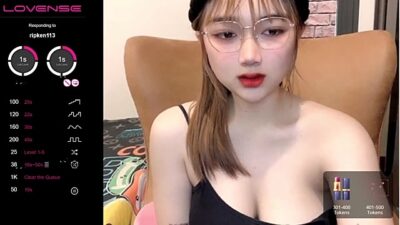 Ely_98 nude pussy Live Sex Chat & Recorded Videos