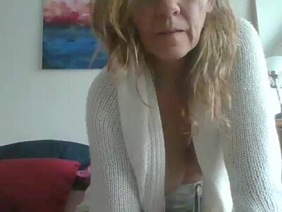 Laura_Sensuale nude pussy Live Sex Chat & Recorded Videos
