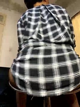 ShortieAngie95 nude pussy Live Sex Chat & Recorded Videos