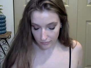 Lisa Fr4nk nude is waiting to chat with you live for FREE