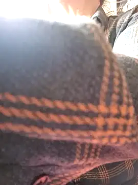 _mia17_ nude pussy Live Sex Chat & Recorded Videos
