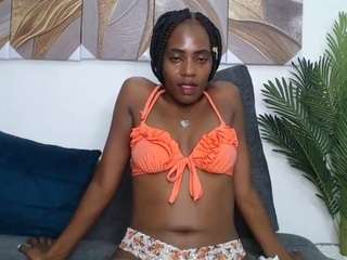 PiercingBeauty nude is waiting to chat with you live for FREE