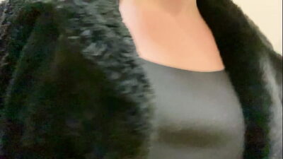 Classy’s close up pissing