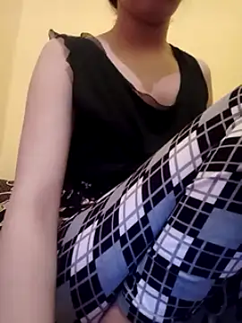 Loubna20 nude pussy Live Sex Chat & Recorded Videos