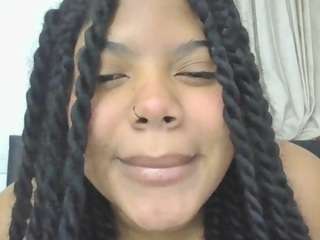 Sofiiii-of nude is waiting to chat with you live for FREE