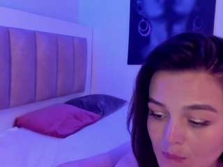 Miss-Lavinia nude is waiting to chat with you live for FREE