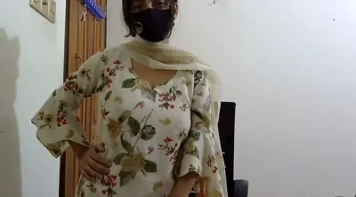 Rose_Shy nude pussy Live Sex Chat & Recorded Videos
