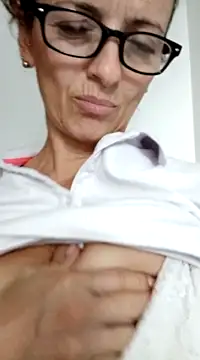 CioniWeiss nude pussy Live Sex Chat & Recorded Videos