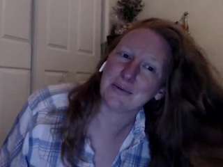 The Naked Honey Bee nude is waiting to chat with you live for FREE
